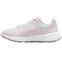 Buty damskie Nike Revolution 6 Next Nature jasnoróżowe DC3729 500 35,5 Nike